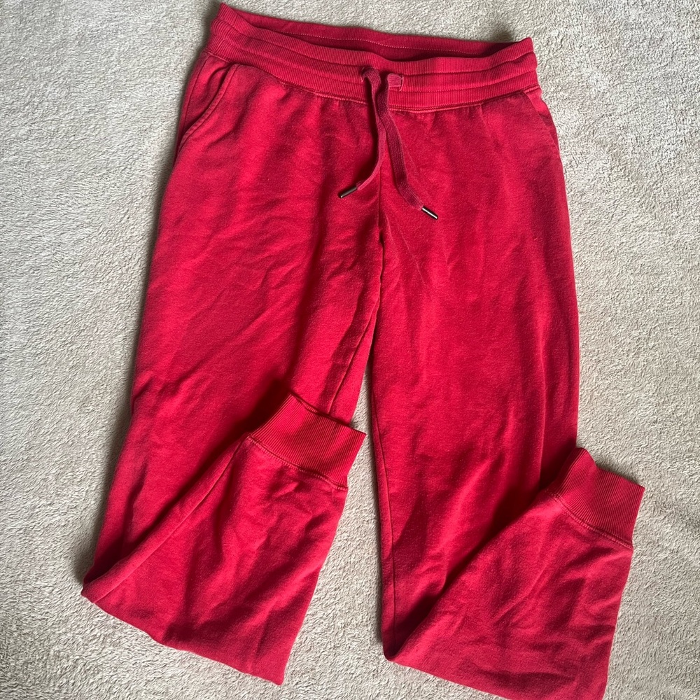Old navy red sweatpants